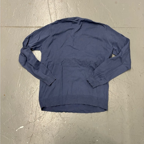 Uniqlo Light Men’s Sweaters (Pack of 2) - Picture 8 of 13